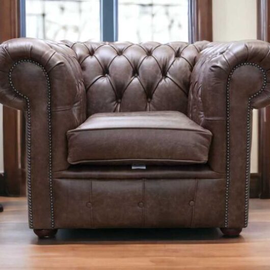 Chesterfield Low Back Club Chair Cracked Wax Espresso Leather