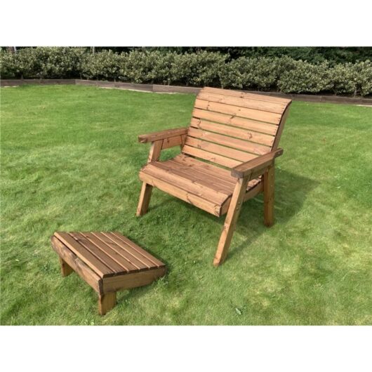 Marlborough - Traditional 'Big Daddy' Grand Chair With Footstool