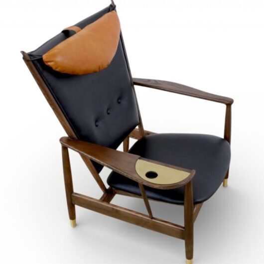 Modern Presidents Lounge Chair with Leather Cushion Reading Chair