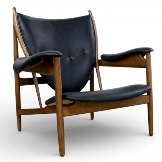 Modern Solid Wood Lounge Chair with Black Leather Upholstery